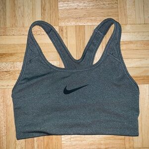 Nike Women's Gray Sports Bra Size XS